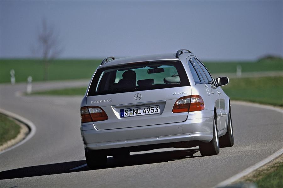  Mercedes-Benz E-Class Estate 2002 года  (фото 46 из 50)
